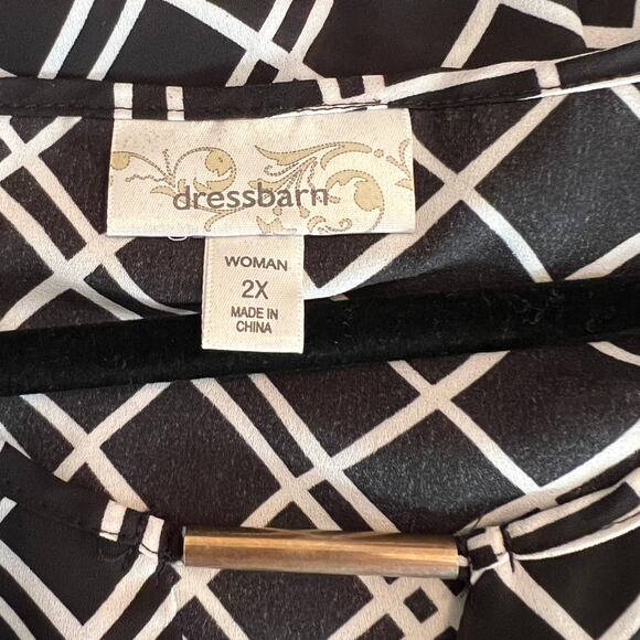 Dressbarn Black & White Print Pullover Top Roll Tab Sleeve Hi-Low Hem Size 2X - Picture 5 of 6